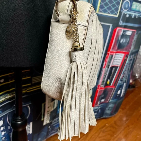 MICHAEL KORS Brooklyn Large Camera Bag Crossbody Purse - Picture 5 of 16